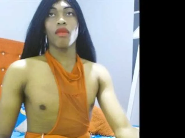 Live sex webcam photo for karoldherrera #277525645