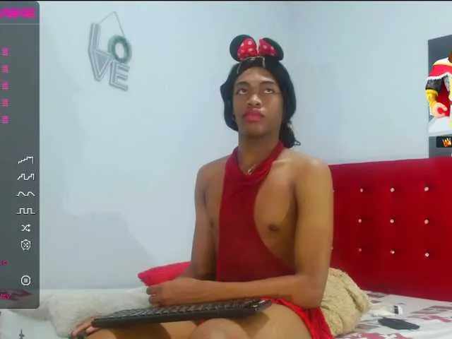 Live sex webcam photo for karoldherrera #277706890