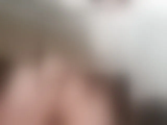 Live sex webcam photo for karolfox #292363770
