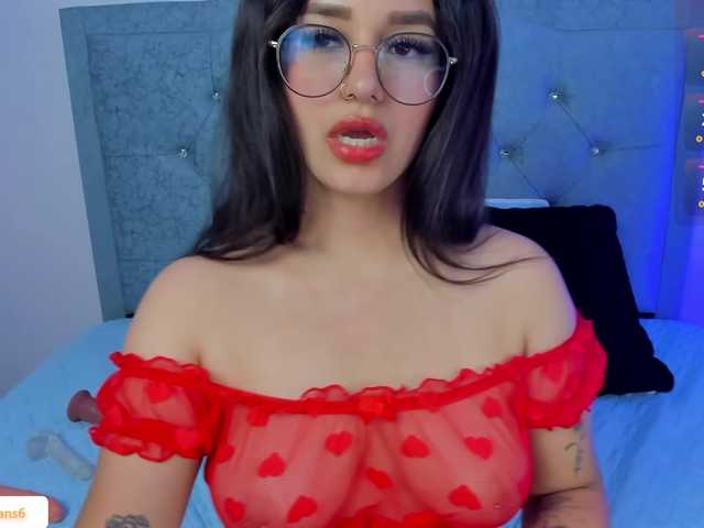 Live sex webcam photo for karolina-evans #290691534