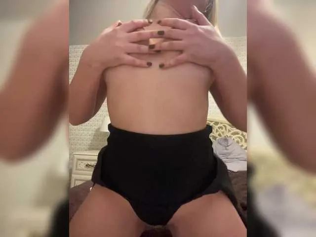 Live sex webcam photo for karolina7 #292209281