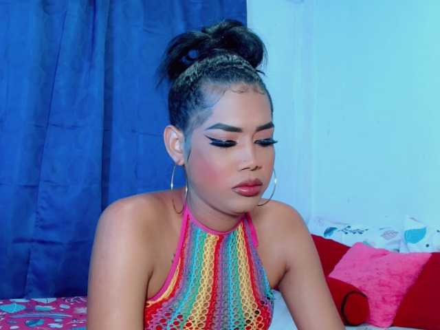 Live sex webcam photo for karolsexx- #277553290