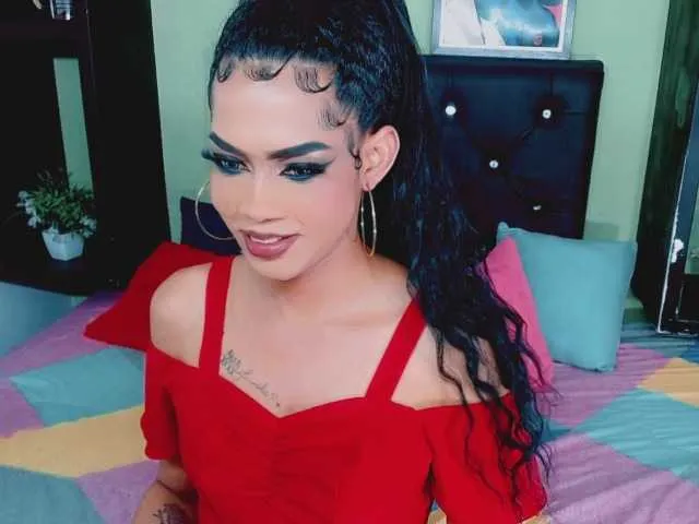 Live sex webcam photo for karolsexx- #290818305