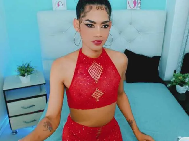 Live sex webcam photo for karolsexx- #290987613