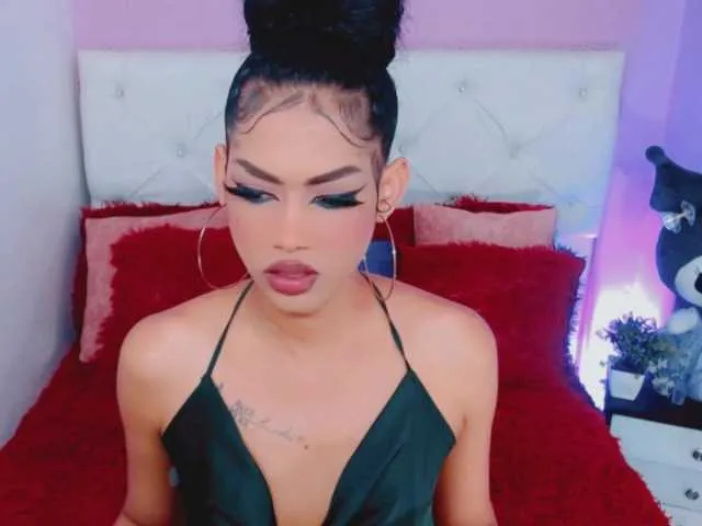 Live sex webcam photo for karolsexx- #291627257