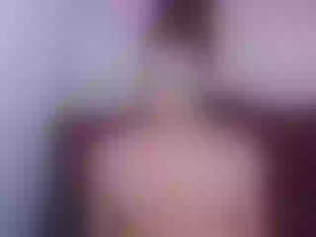 Live sex webcam photo for karolsexx- #291912021