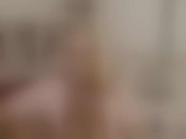 Live sex webcam photo for karolynesyera #293940590