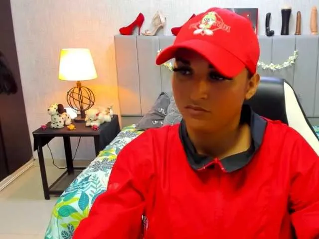 Live sex webcam photo for kataleyaSmith #275568589