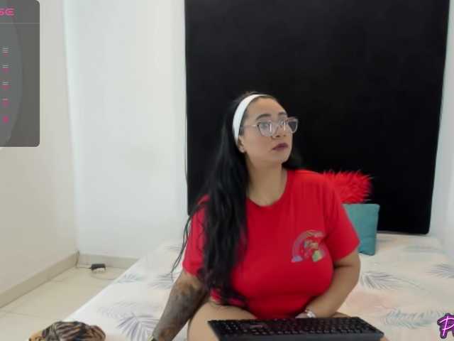 Live sex webcam photo for kataleyaa8 #277029166