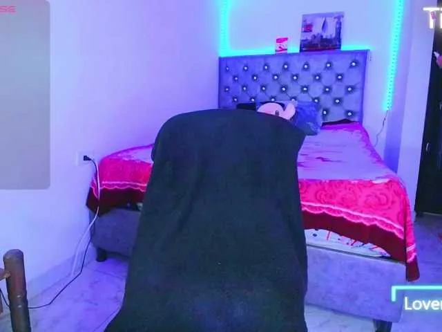 Live sex webcam photo for katamonroy #291878638