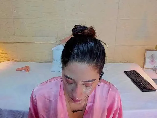 Live sex webcam photo for kate-arden #277423532