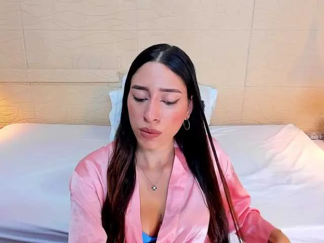 Live sex webcam photo for kate-arden #277659517