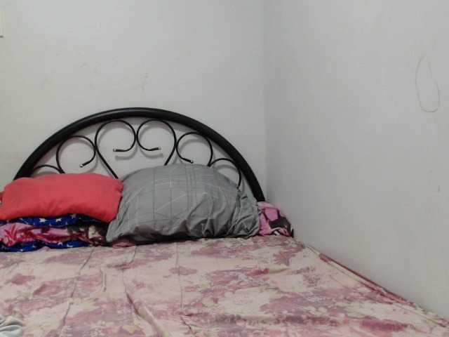 Live sex webcam photo for kate302 #275529248