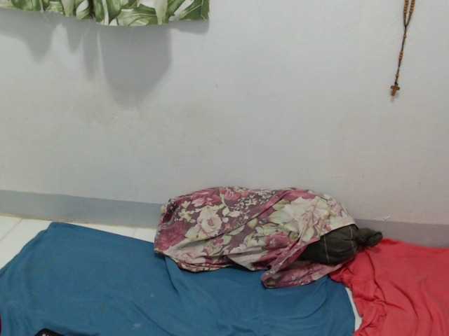 Live sex webcam photo for kate302 #277414021