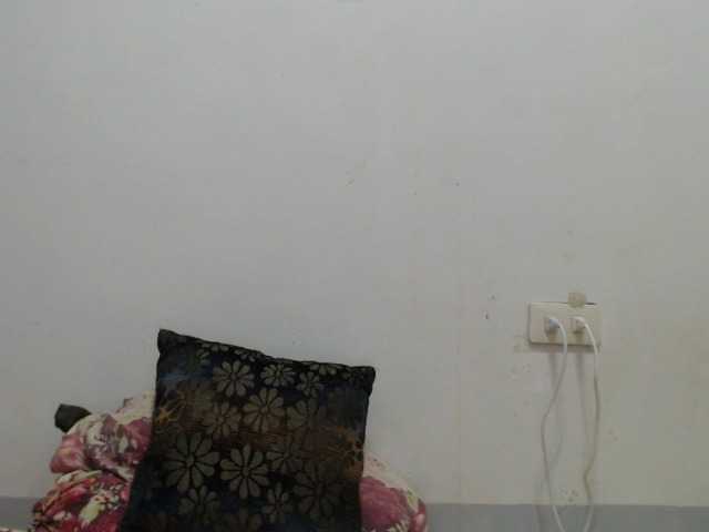 Live sex webcam photo for kate302 #277803213