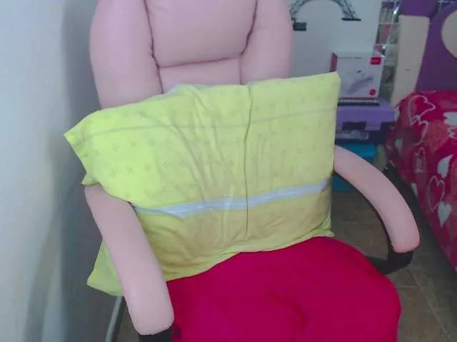 Live sex webcam photo for kategill21 #290303955