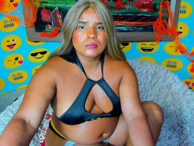 Live sex webcam photo for katerine1991 #292168620