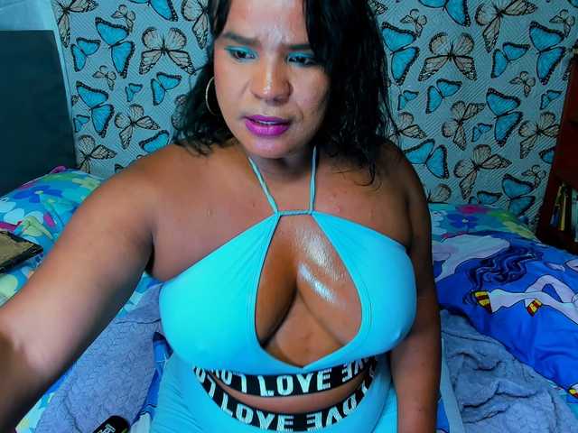 Live sex webcam photo for katerine1991 #292408212