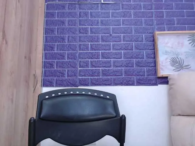 Live sex webcam photo for katherin-sex #274480050