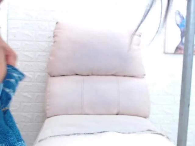 Live sex webcam photo for katherin-sex #274581282