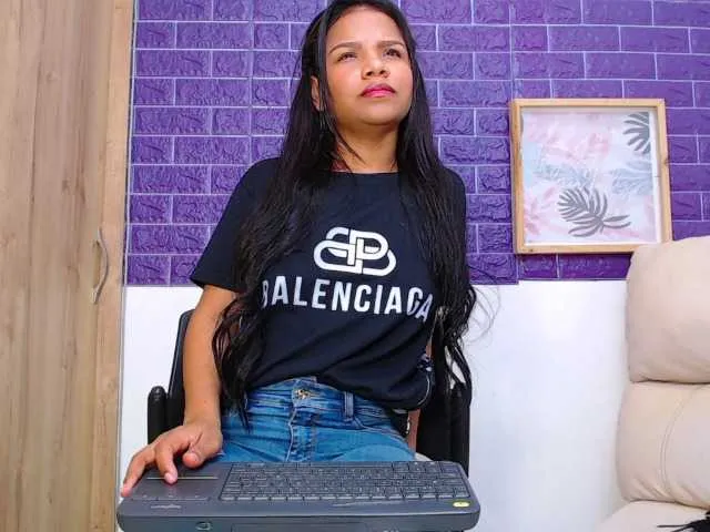 Live sex webcam photo for katherin-sex #274631906