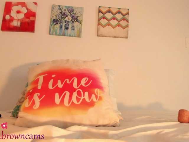 Live sex webcam photo for kathleen-brow #273397216