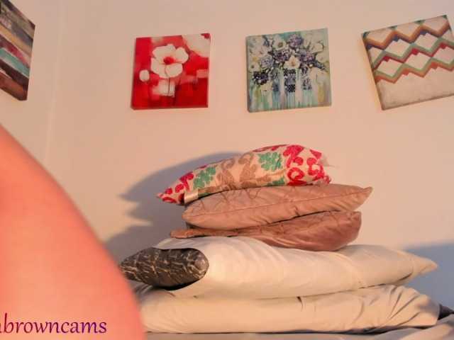 Live sex webcam photo for kathleen-brow #273656393