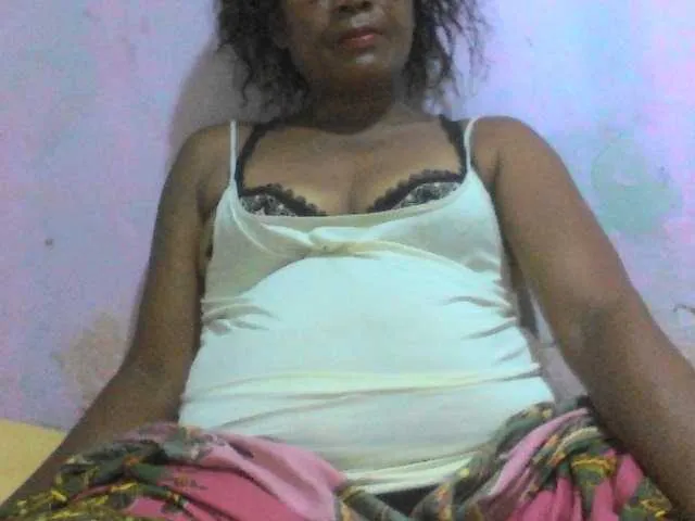 Live sex webcam photo for kathy81 #290346334