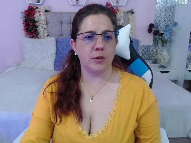 Live sex webcam photo for katie-joness #277691128