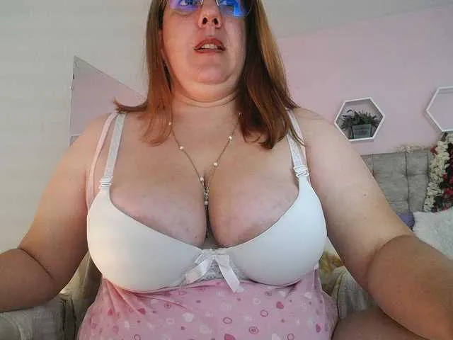 Live sex webcam photo for katie-joness #290441255