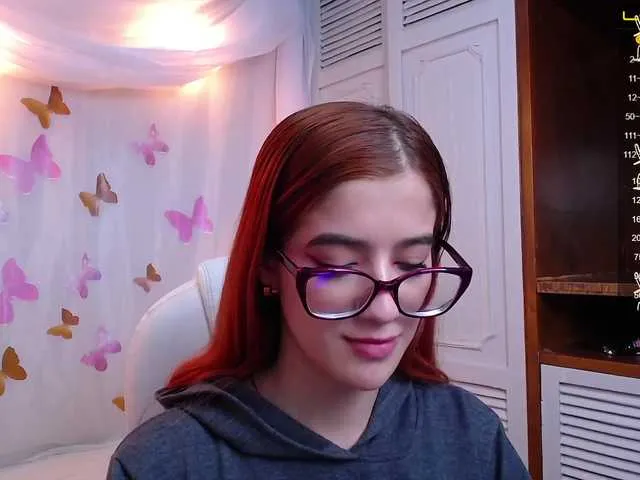 Live sex webcam photo for katmoon #275114841