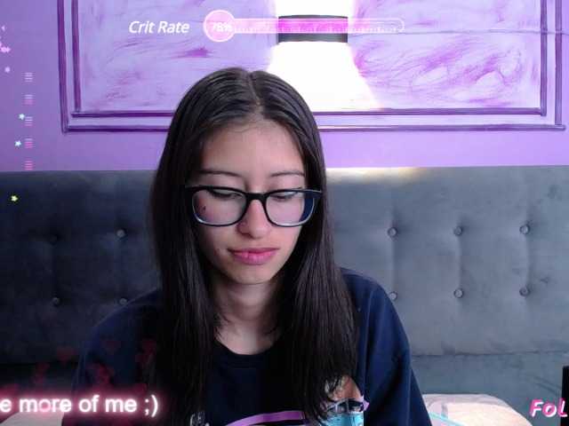 Live sex webcam photo for katnisslovee #277121150