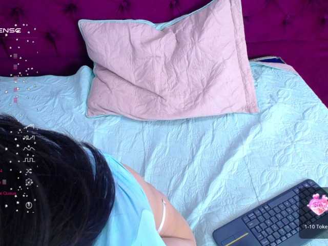 Live sex webcam photo for katnisslovee #277219059