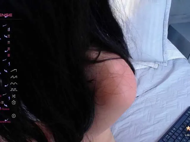 Live sex webcam photo for katnisslovee #277452130