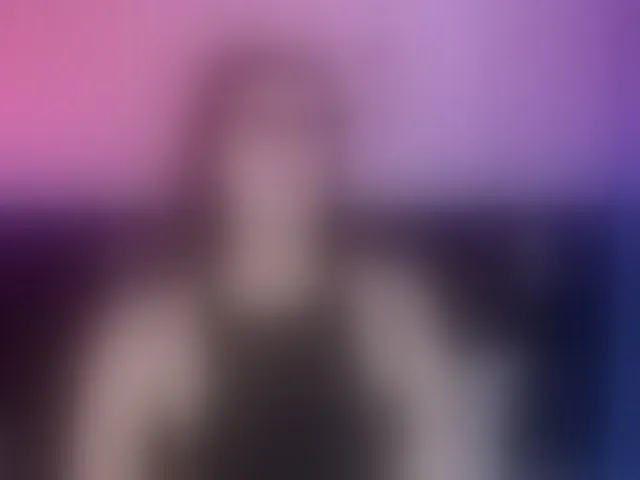 Live sex webcam photo for katnisslovee #293667917