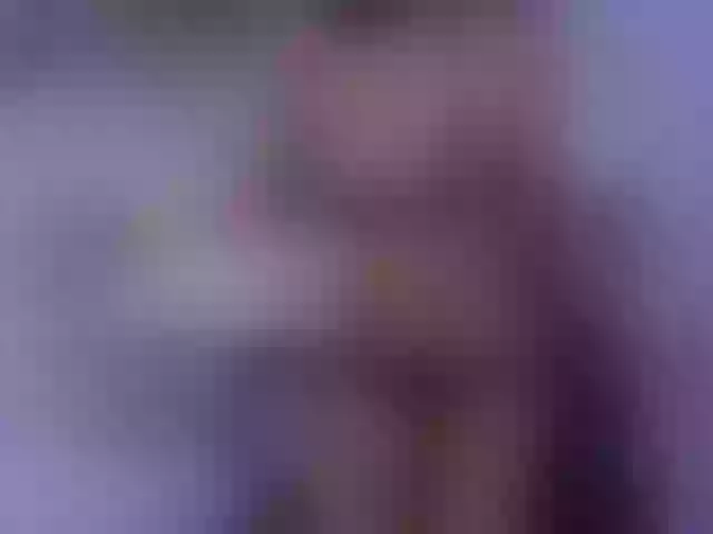 Live sex webcam photo for katriinagomez #276602555