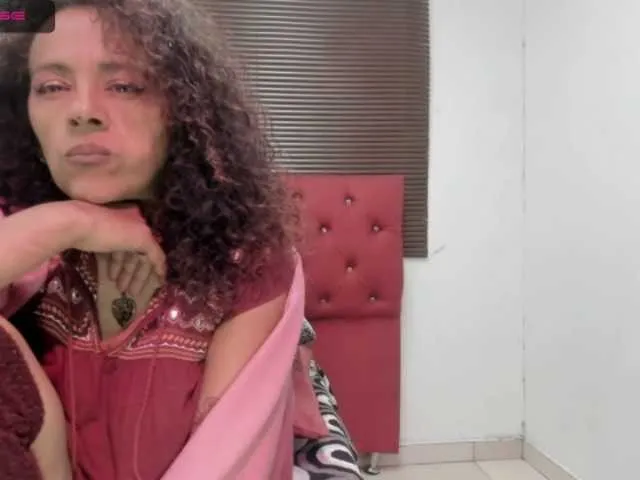 Live sex webcam photo for katrina-lov #273481878