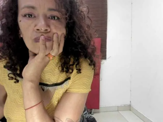 Live sex webcam photo for katrina-lov #273645720