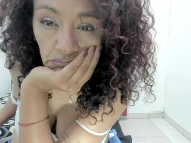 Live sex webcam photo for katrina-lov #273788854