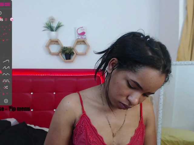 Live sex webcam photo for katrina-sex69 #272909889