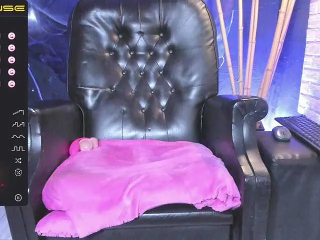 Live sex webcam photo for katrinadj #274008142
