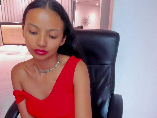 Live sex webcam photo for kattaleyaa1 #275720159