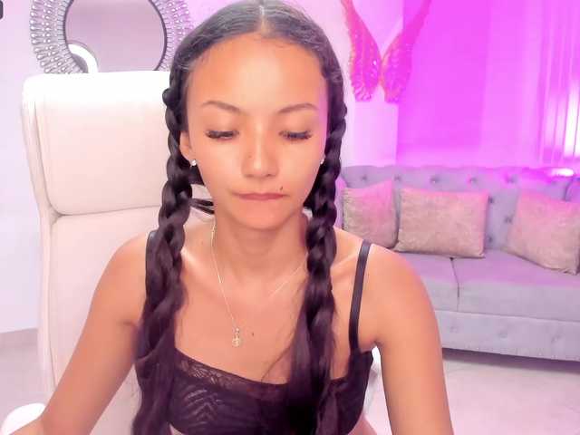 Live sex webcam photo for kattaleyaa1 #276445016