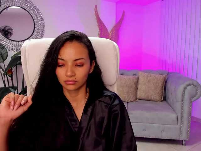 Live sex webcam photo for kattaleyaa1 #276632638