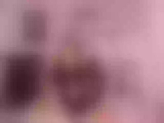 Live sex webcam photo for katte-lander5 #273659525