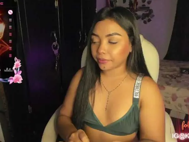 Live sex webcam photo for katteLambert #290580393