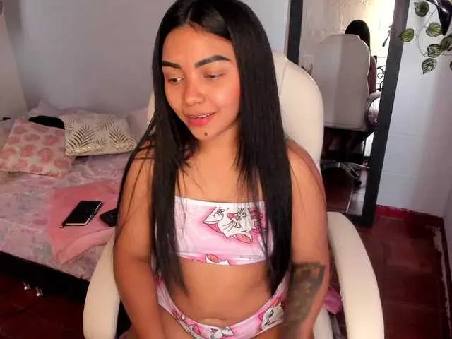 Live sex webcam photo for katteLambert #292270069
