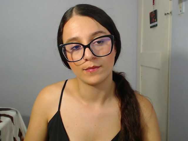 Live sex webcam photo for kattialov #278125541