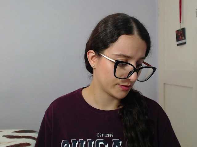 Live sex webcam photo for kattialov #278141783