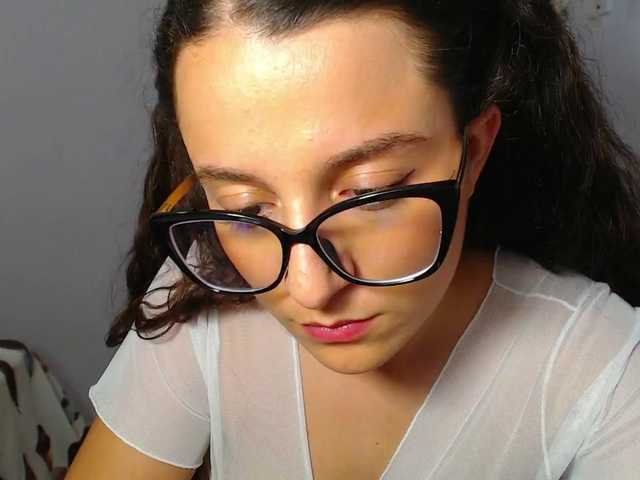 Live sex webcam photo for kattialov #278148322